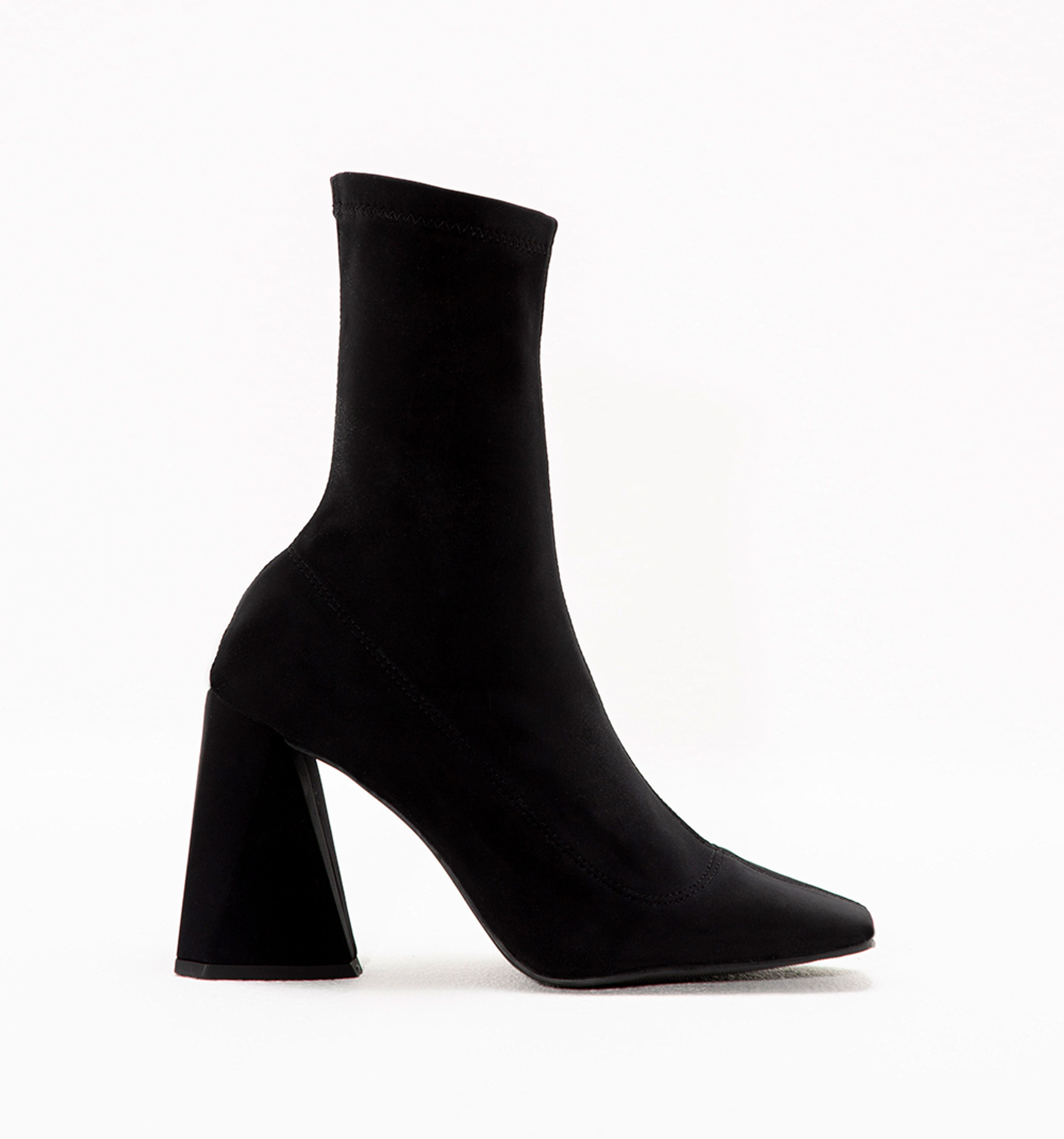 -stfco-producto-Botas-NEGRO-S084877-1