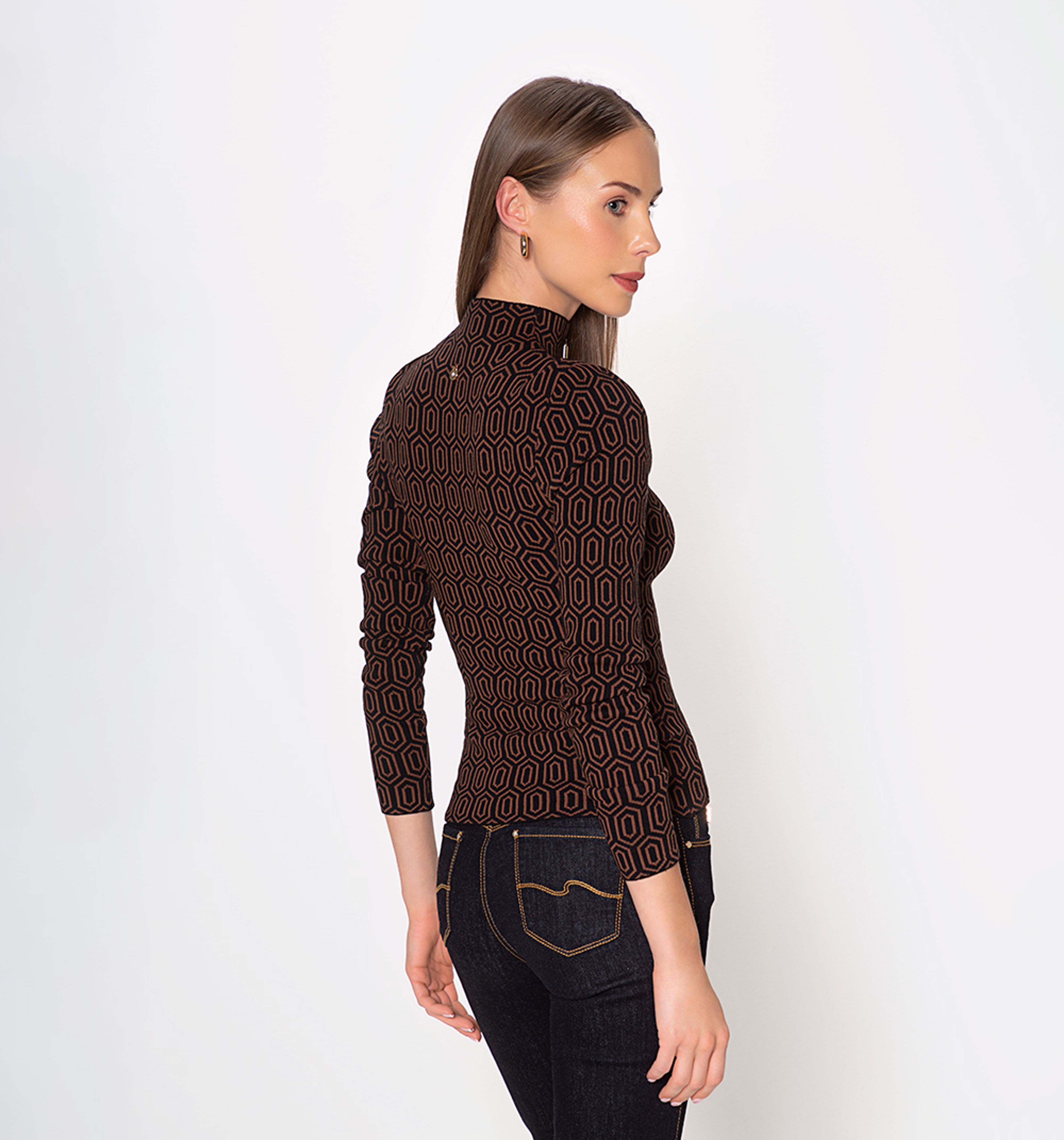 Miniatura 4 de Buso cuello tortuga hexagono café