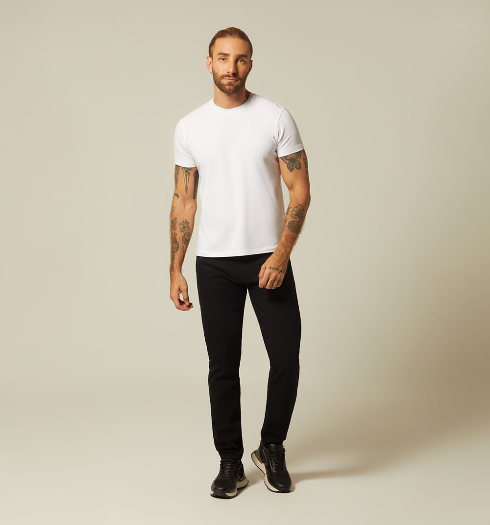 Camiseta cuello redondo slim fit
